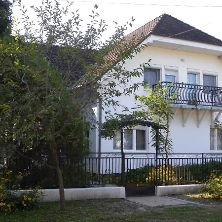 In Fonyod/balaton 18586 Fonyód