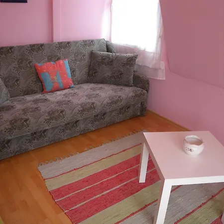 In - Balaton 18586 شقة